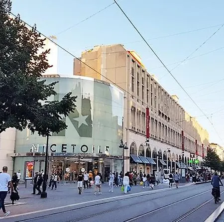 Centre 4p Jean Medecin Avenue Lejlighed
